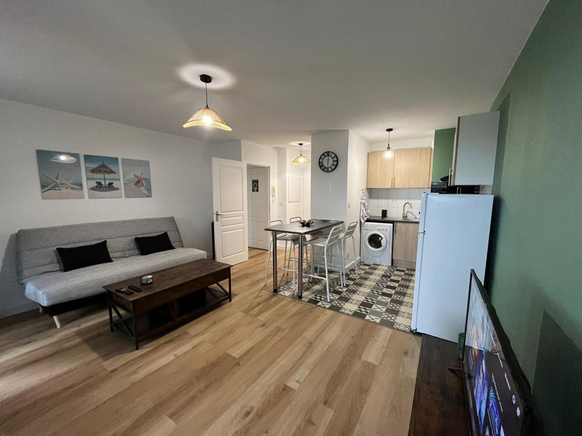 Appartement Avec Jardin A Rochefort Zewnętrze zdjęcie