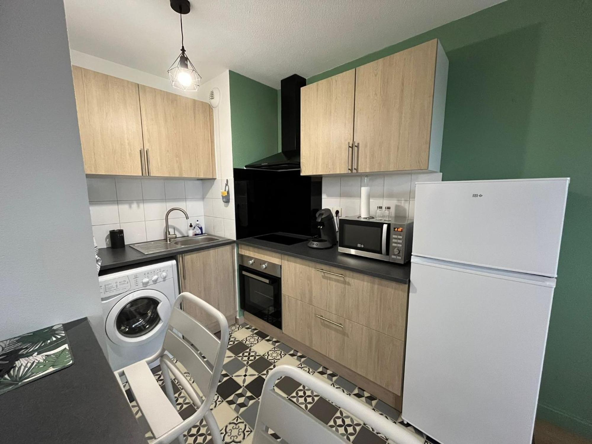 Appartement Avec Jardin A Rochefort Zewnętrze zdjęcie